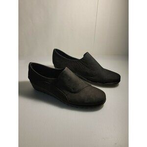 The Flexx Womens Black Slip On Loafers size 8